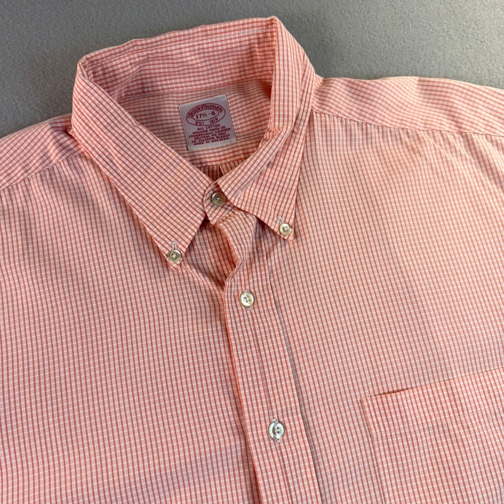 Brooks Brothers Button Down Mens Micro Check Long Sleeve Coral Pink 17.5 34/35